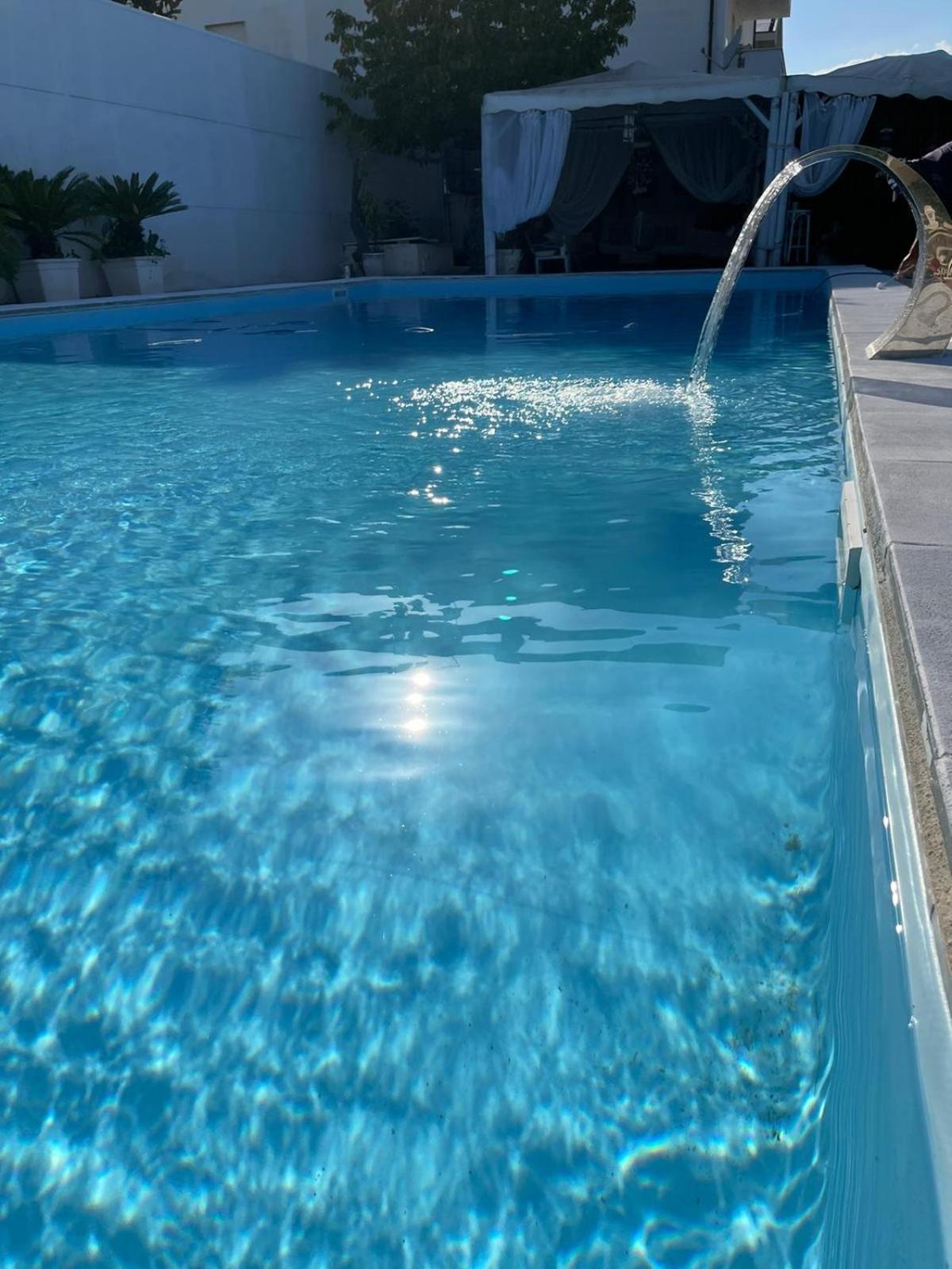 Nocleg ze śniadaniem Tropical Francavilla Al Mare